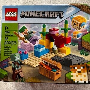 LEGO 21164 MINECRAFT: THE CORAL REEF - NEW in Damaged Box